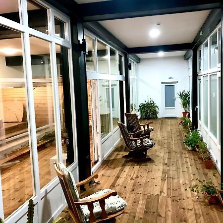 Pensiunea Geona Poiana Teiului Exterior foto