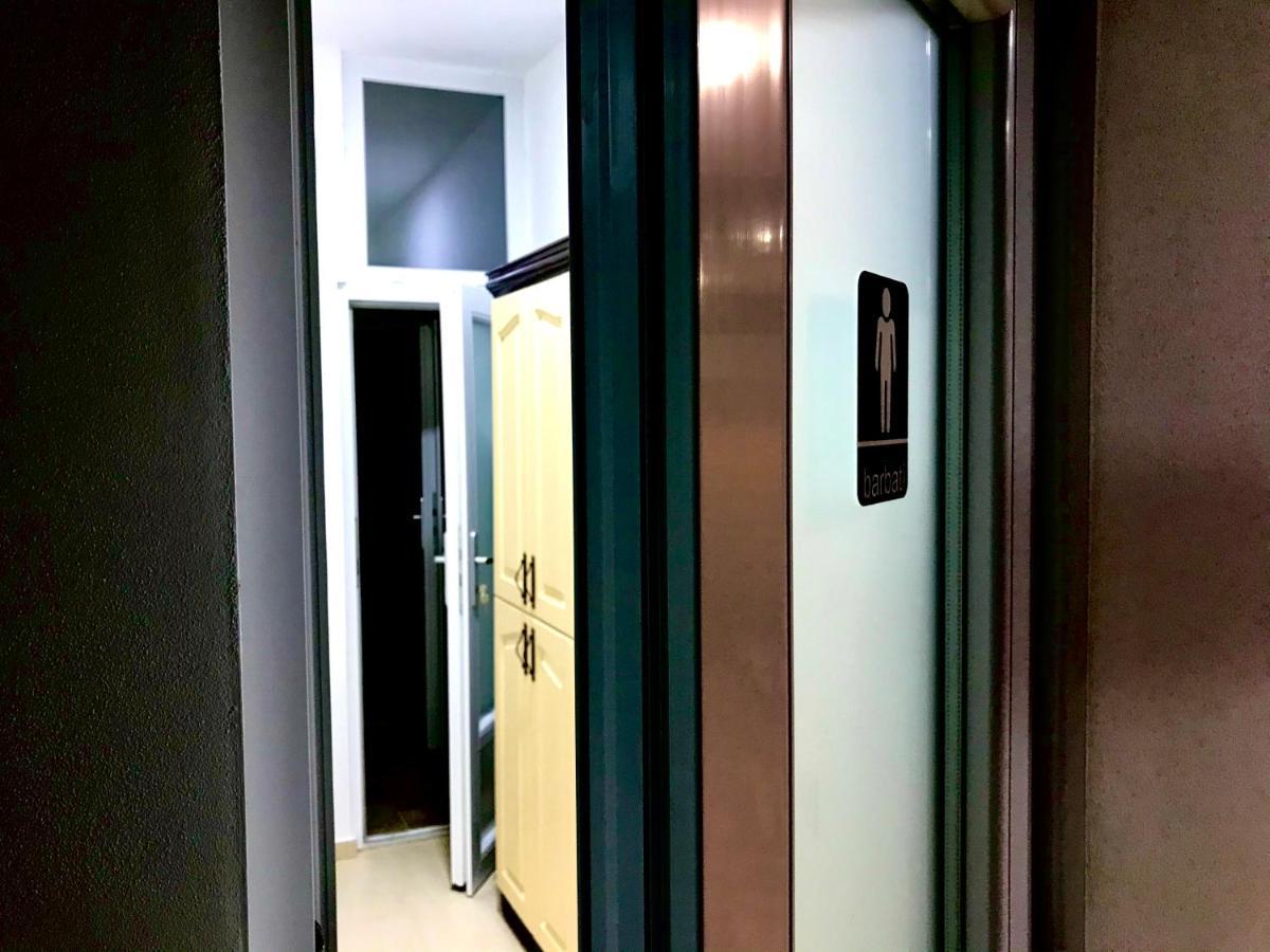 Pensiunea Geona Poiana Teiului Exterior foto